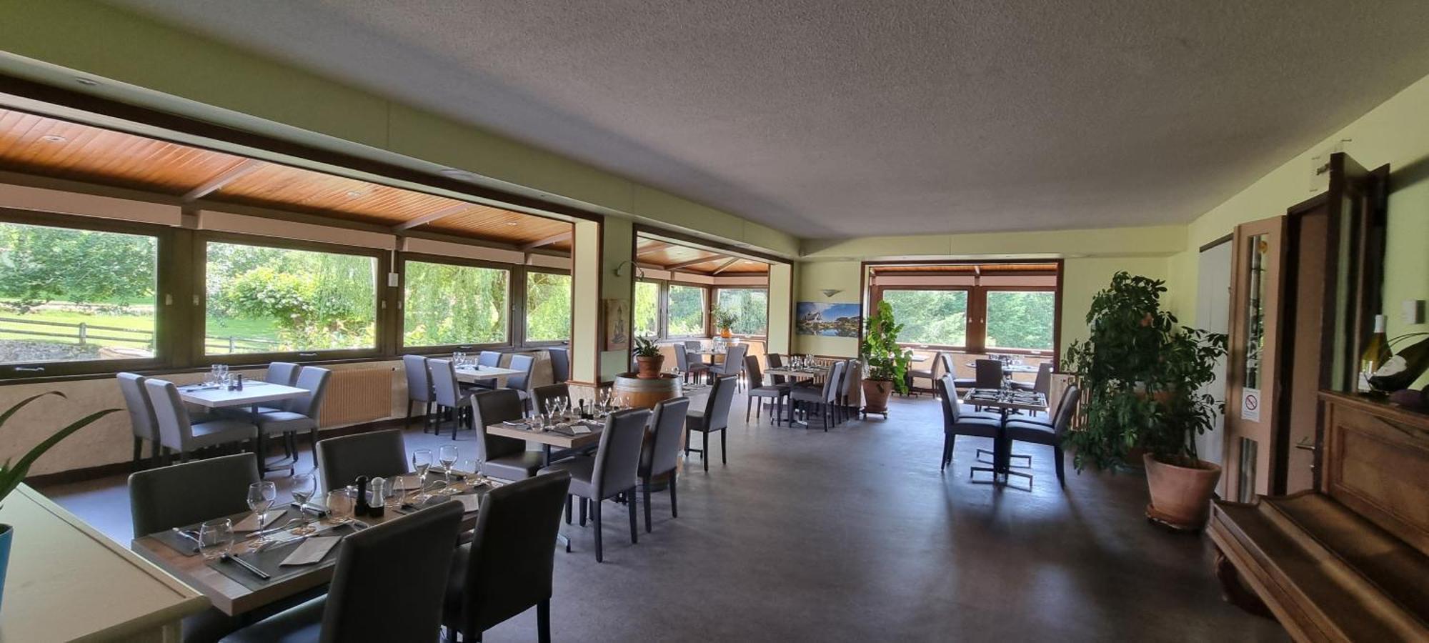 Lacapelle-Viescamp Hotel Du Lac מראה חיצוני תמונה