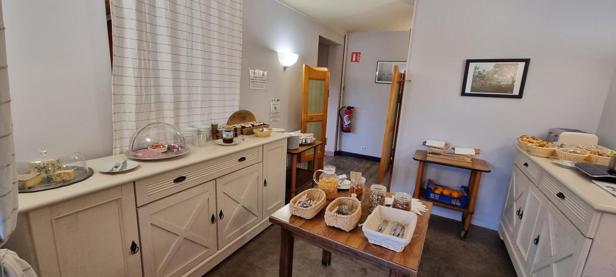 Lacapelle-Viescamp Hotel Du Lac מראה חיצוני תמונה